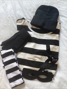 NEW Robber, Burglar, Thief, Bandit  - Unisex Costume five piece set